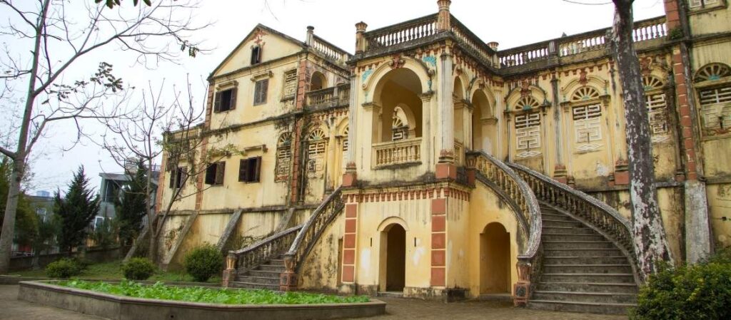 Castillo Hoang Yen Chao