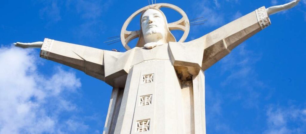 Estatua de Cristo Rey