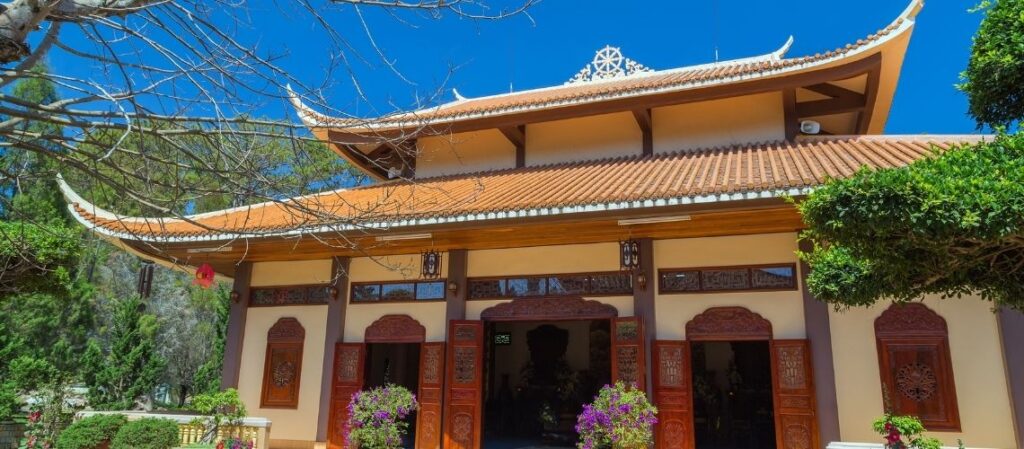 Monasterio Truc Lam