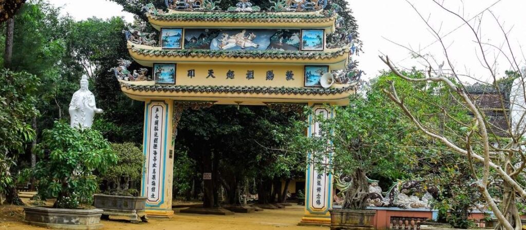 Montaña de Thien An