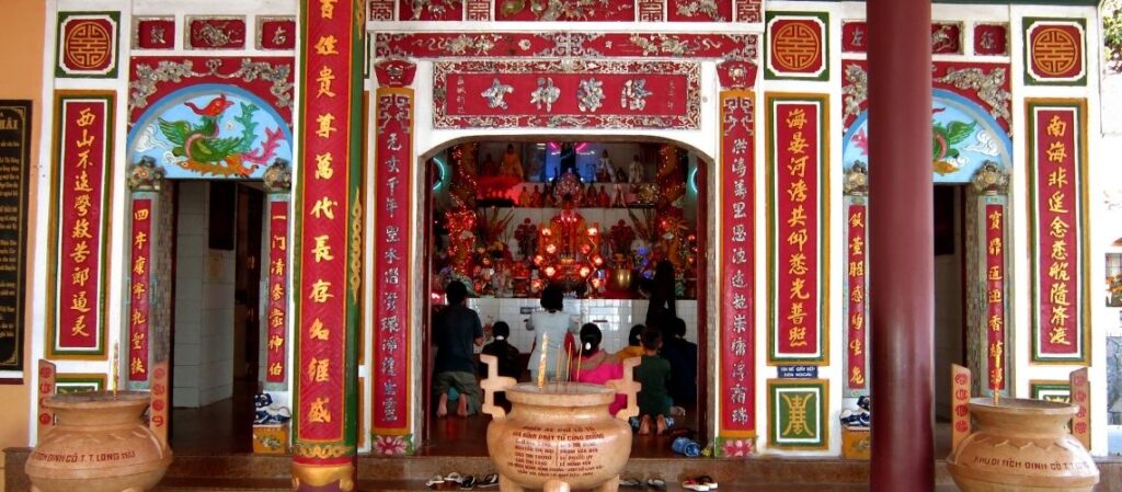 Templo Dinh Co