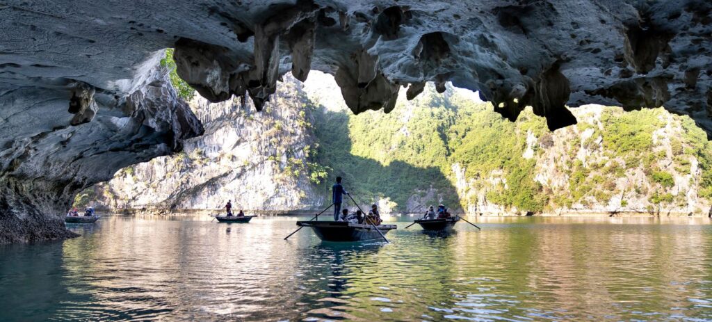 Crucero de Un Día por la Bahía de Halong