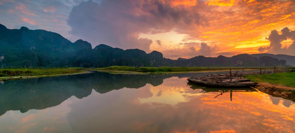 Ninh Binh A La Bahía De Halong 2 Días