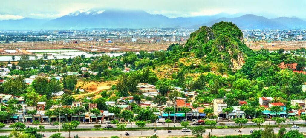 Viaje Belleza de las Montañas de Mármol y la Pagoda de Linh Ung